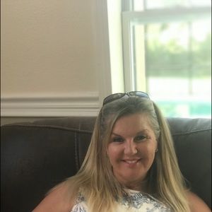 Meet your Posher, Tracey